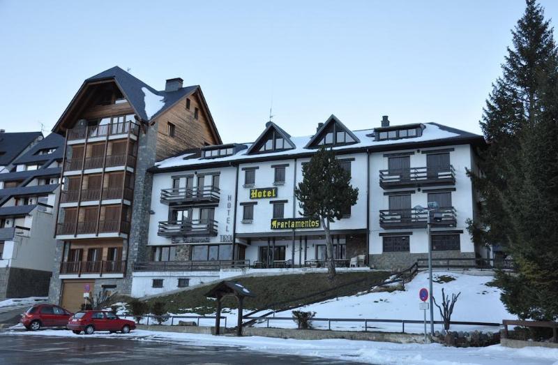 Hotel Tirol Формігаль Екстер'єр фото