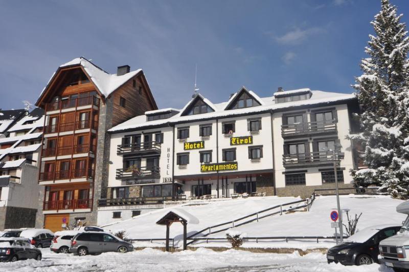 Hotel Tirol Формігаль Екстер'єр фото